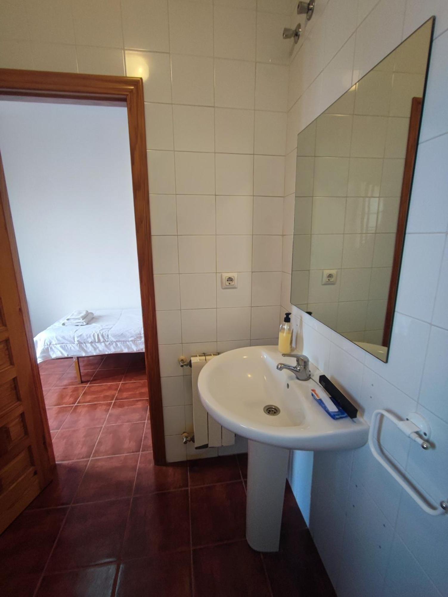H Helechosa Hotel Room photo